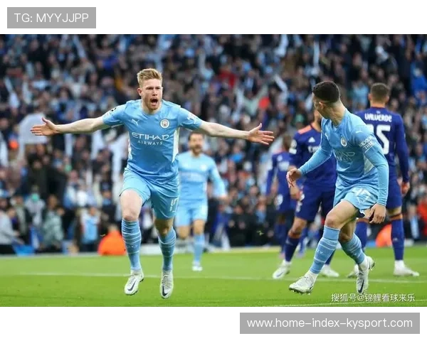 德布劳内一脚直塞穿透三线，曼城瞬间形成致命局面
